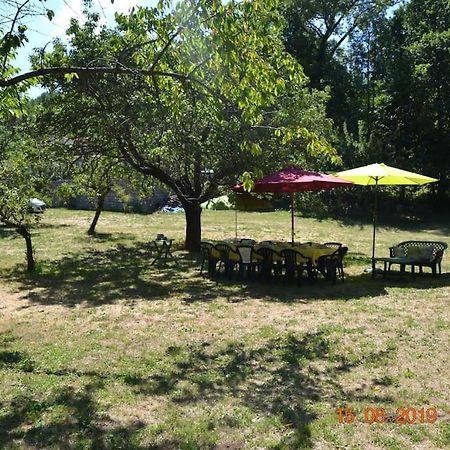Studio Tout Confort Dans Maison De Caractere La Bastide  Exterior photo